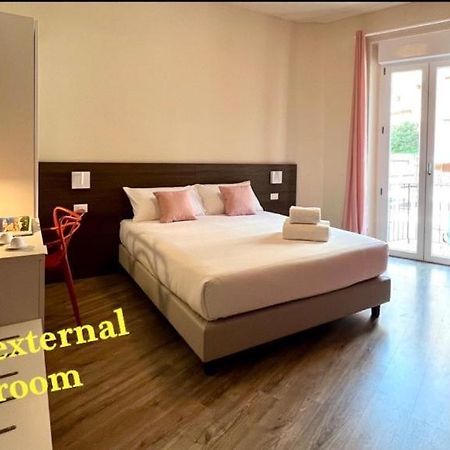 Arkadia 2.0 Hotel กาญารี ภายนอก รูปภาพ
