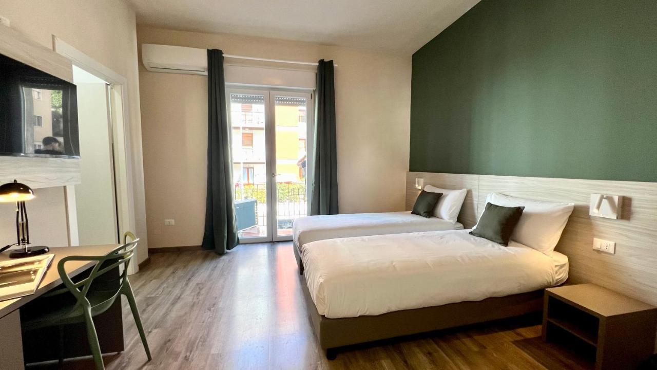 Arkadia 2.0 Hotel กาญารี ภายนอก รูปภาพ