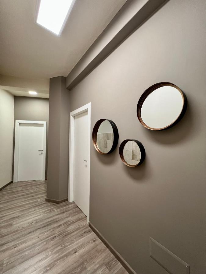 Arkadia 2.0 Hotel กาญารี ภายนอก รูปภาพ