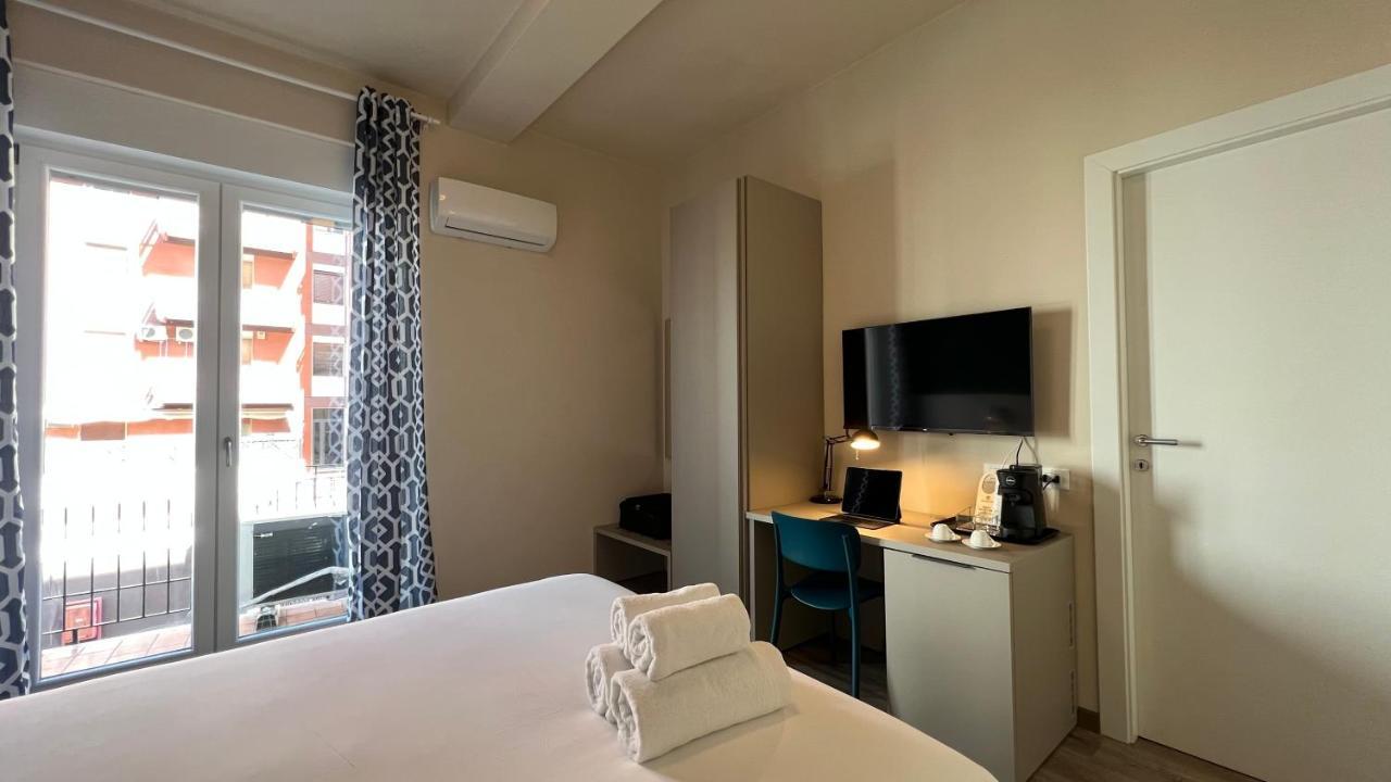 Arkadia 2.0 Hotel กาญารี ภายนอก รูปภาพ